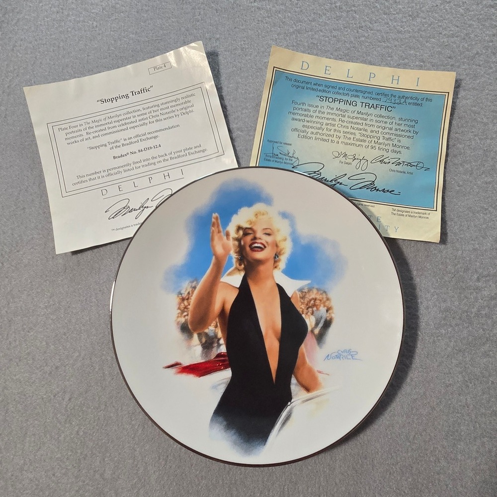 Delphi Marilyn Monroe Collector Plate Stopping Traffic 1993 Chris Notarile COA